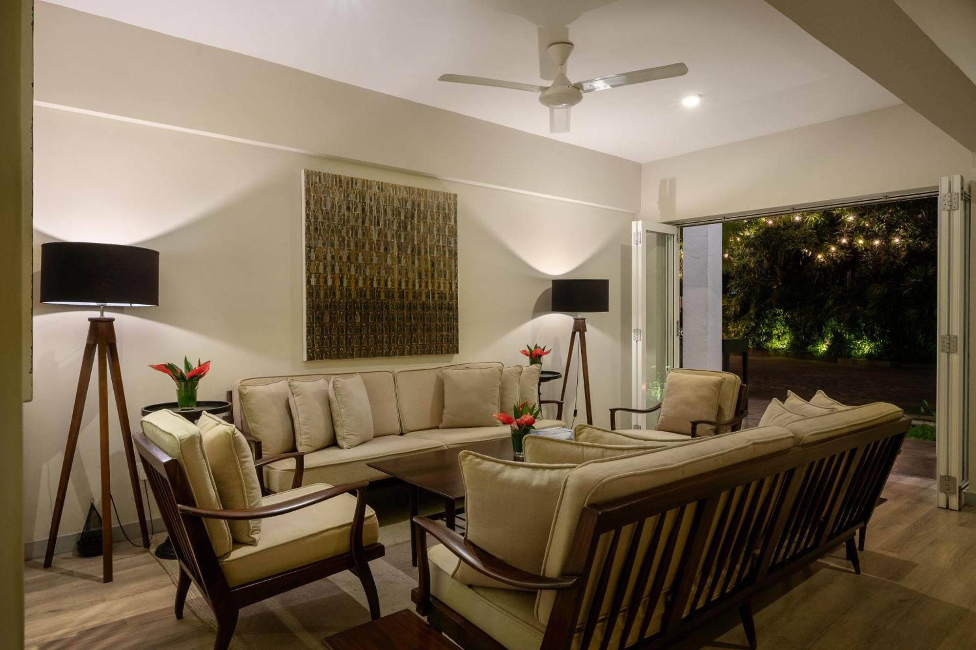 Nyne Lodge, बिस्तर और नाश्ता 4*